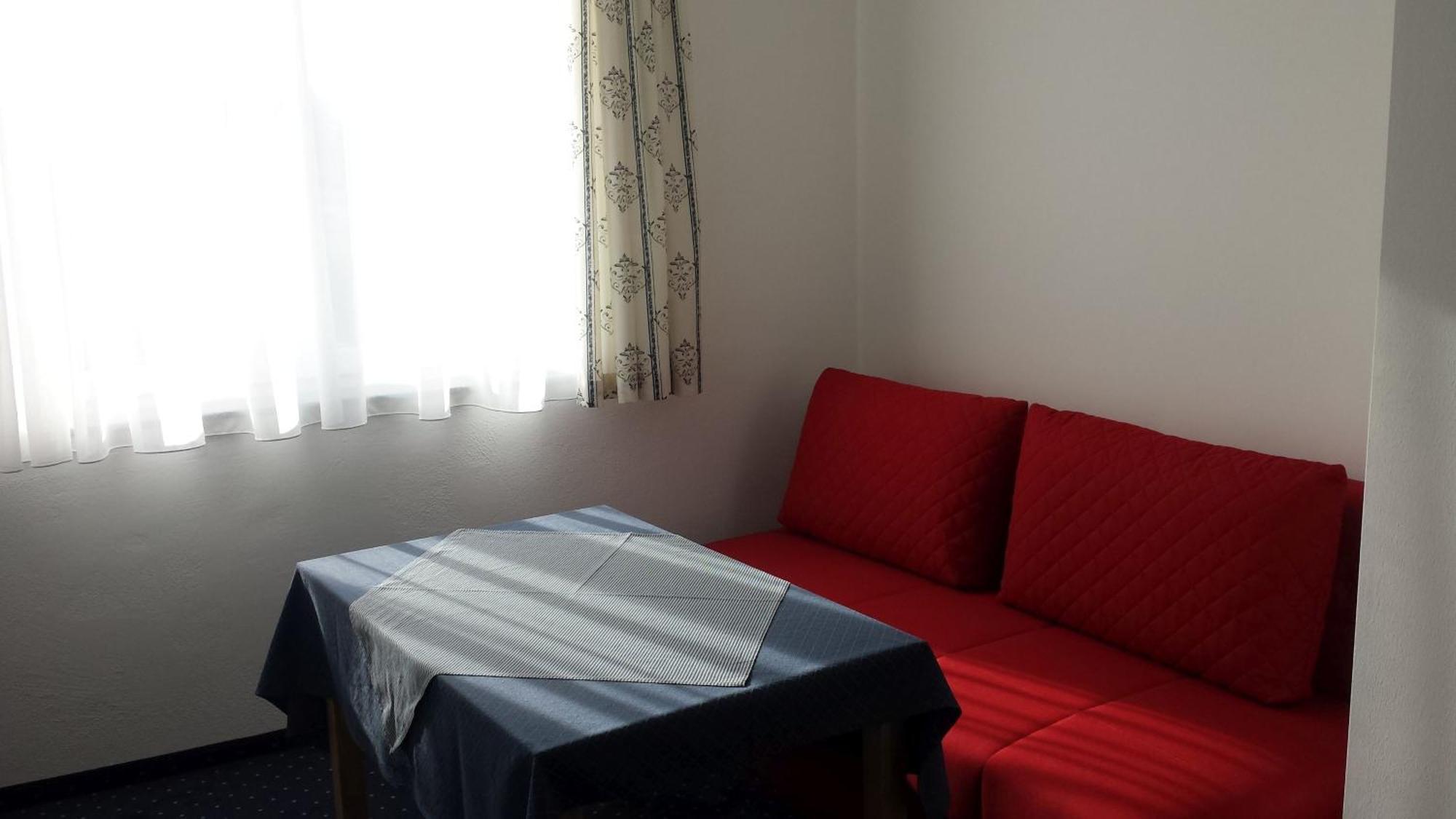 Hotel - Landgasthof Winklehner Sankt Pantaleon  Kamer foto