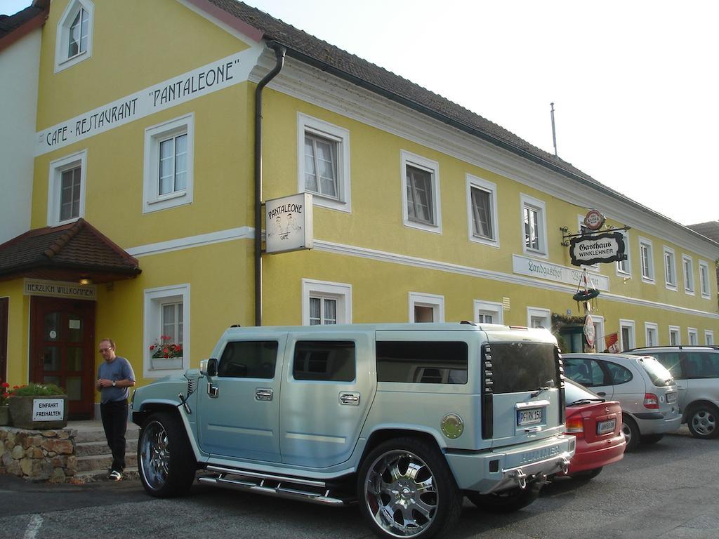 Hotel - Landgasthof Winklehner Sankt Pantaleon  Buitenkant foto