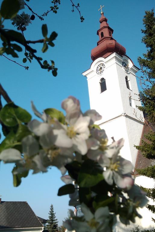 Hotel - Landgasthof Winklehner Sankt Pantaleon  Buitenkant foto